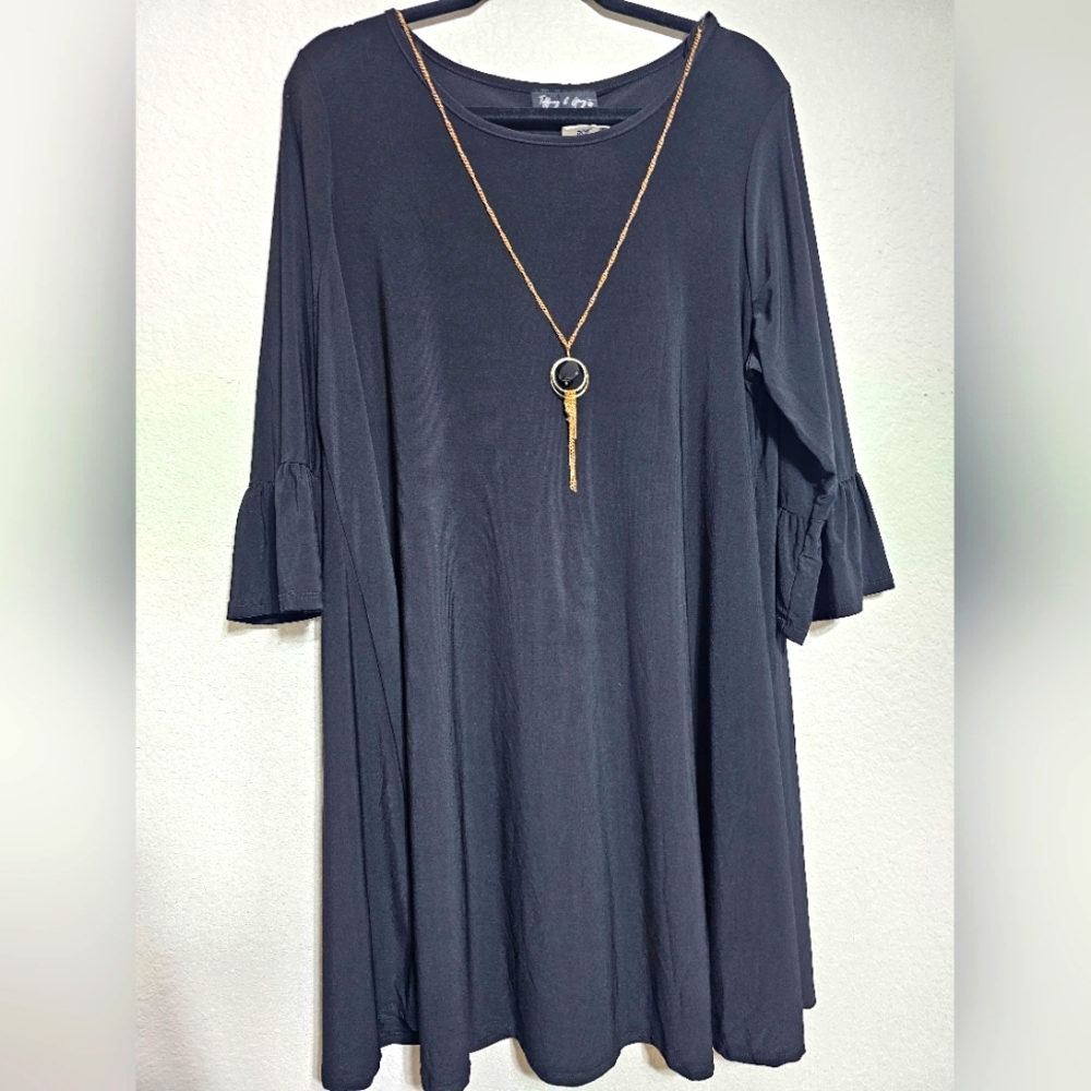 TIFFANY & GREY black dress size 1x